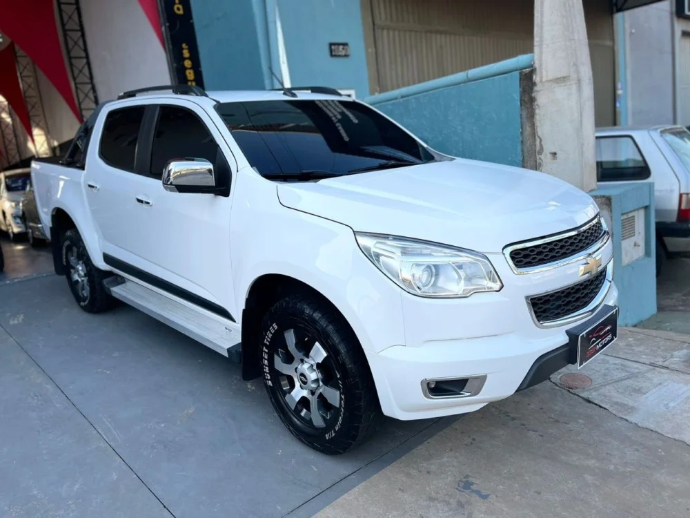 GM - Chevrolet S10 Pick-Up LTZ 2.4 F.Power 4x2 CD