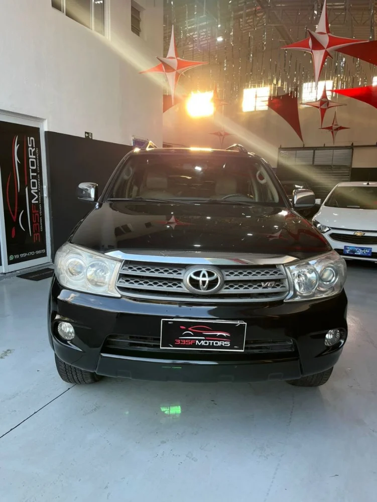 Toyota Hilux SW4 SRV 4x4 4.0 V6 24V Aut.