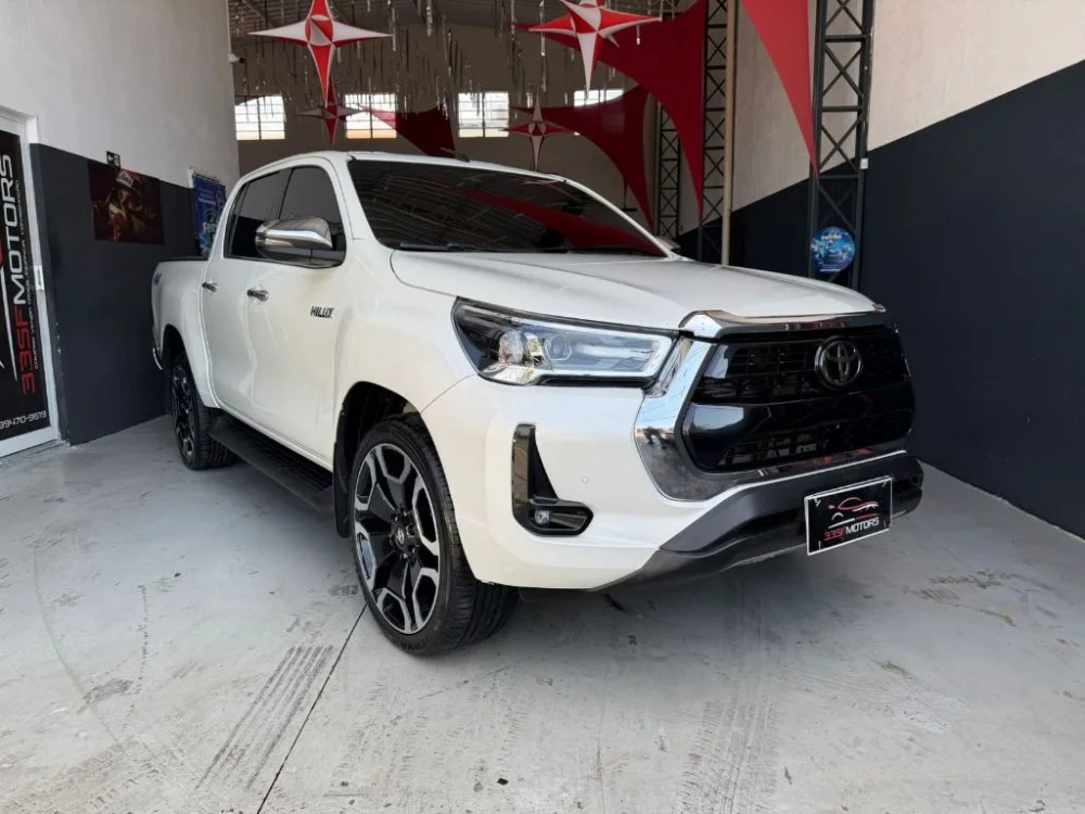 Toyota Hilux CD SRX 4x4 2.8 TDI 16V Diesel Aut.